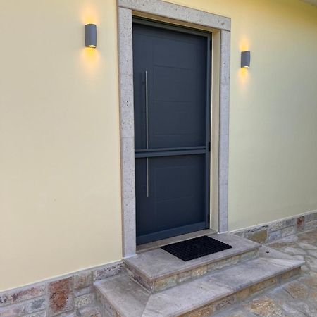Diamante Beachfront Suites Xylokastro Luaran gambar